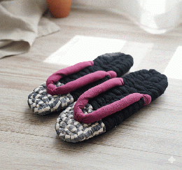 手編み布ぞうり 〜モダンな市松模様と上品なエンジ色　20260113-2