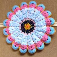 手編みの魔法クッション*幸せを運ぶリリー編み円座　0007