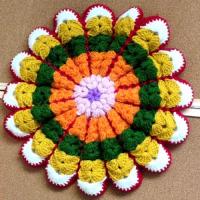 マルチカラー　手編みニット座布団　0008