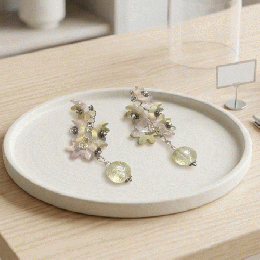 20260417-01花びら揺れる シェル風 フラワーピアス ニュアンスカラー 大ぶり ロング 樹脂