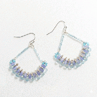 20260417-06雫のきらめき ブルー&パープル 扇型ピアス ドロップビーズ 揺れる