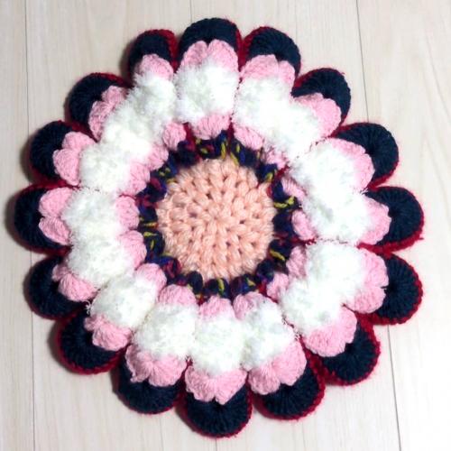 マルチカラー　手編みニット座布団　0003