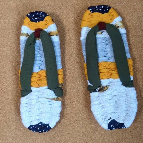 マルチカラー　手編み 　布草履　Z0019