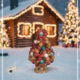 【限定1点】赤(透過)　クリスマスツリー(LEDライト付き)ガラスビーズ