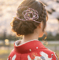 水引髪飾り 華やか振袖アップスタイルからドレスまで 伝統工芸をモダンに楽しむ　20251224-3